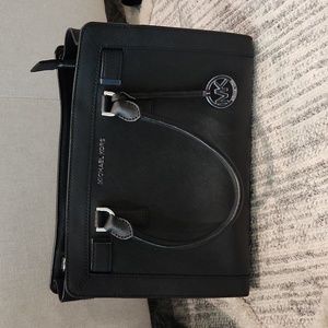 Black Michael Kors Tote